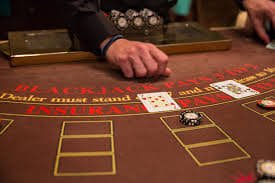 Máy slot phong phú với đồ họa sinh động tại bancaxeng